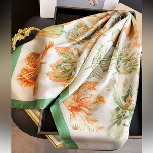 Floral Scarf in Green & Orange N1440